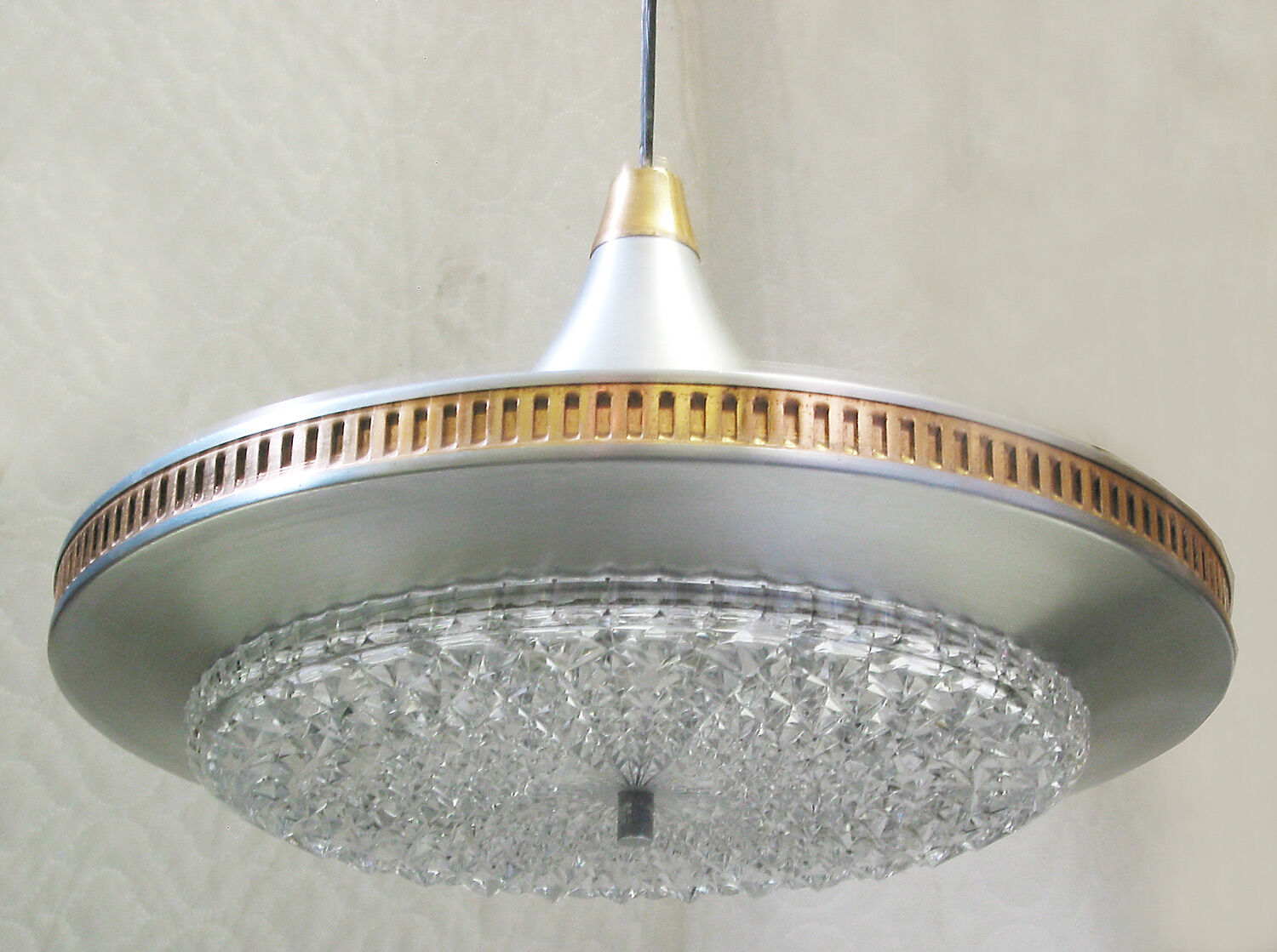 Suspension probably RAAK UFO saucer 70's retro space age design