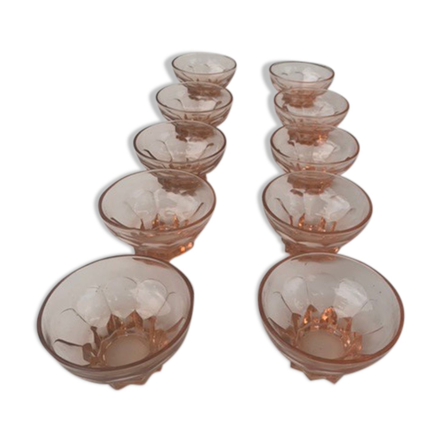 10 coupes à champagne en verre rose vintage
