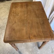 Table bureau