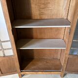 Antique display case in blond wood – small-paned windows with key