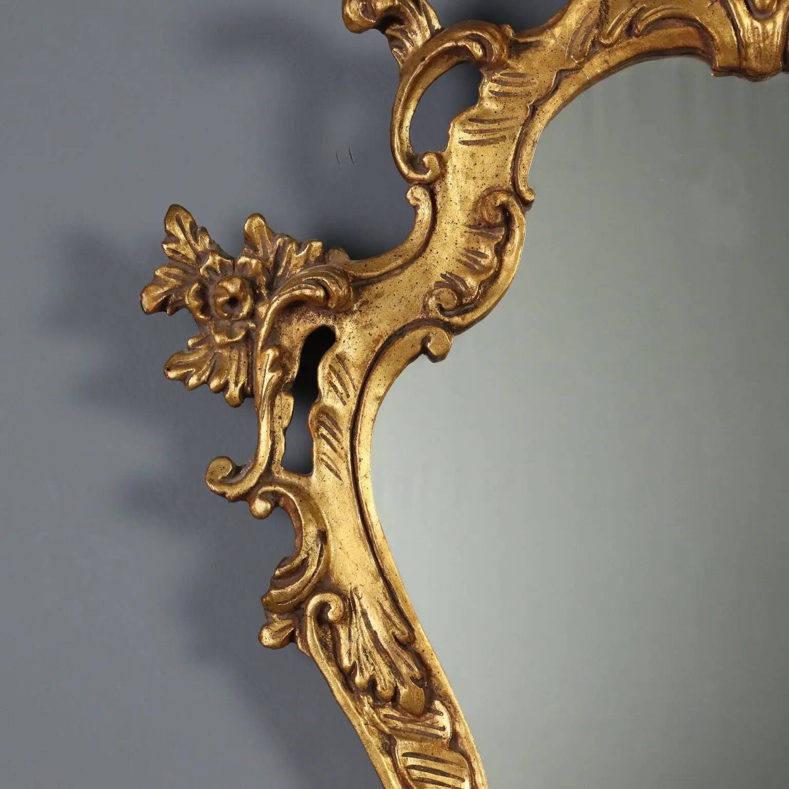 Antique baroque-style mirror in gilded wood, Italy, 20th century