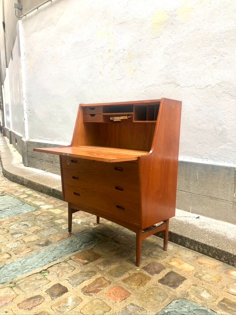 Secretary by Arne Wahl Iversen Denmark 1960