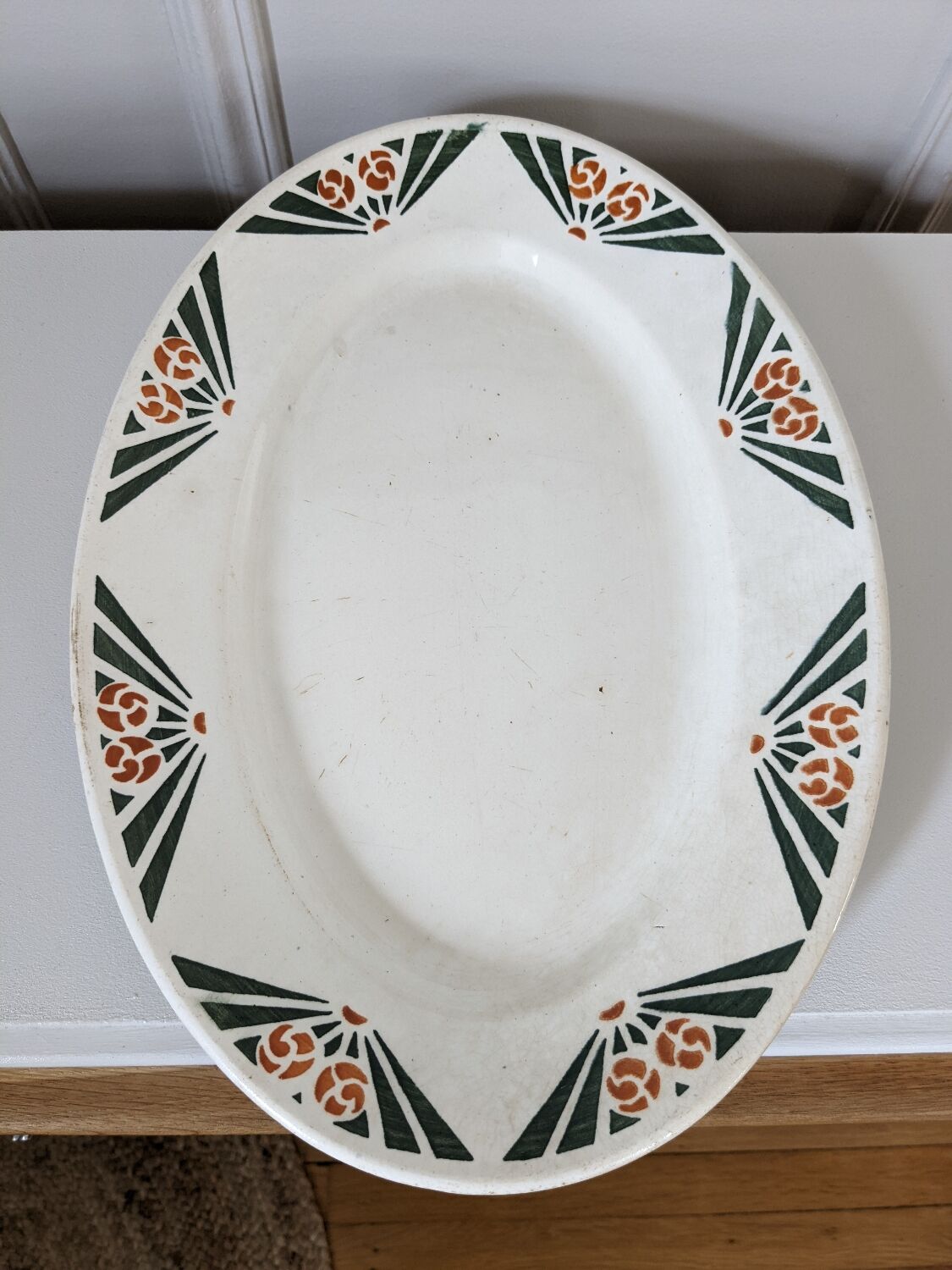 Oval dish "labrut frères"