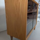 Vintage display cabinet in light wood, 1970s.