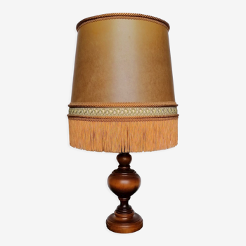 Turned wooden lamp lampshade with fringes