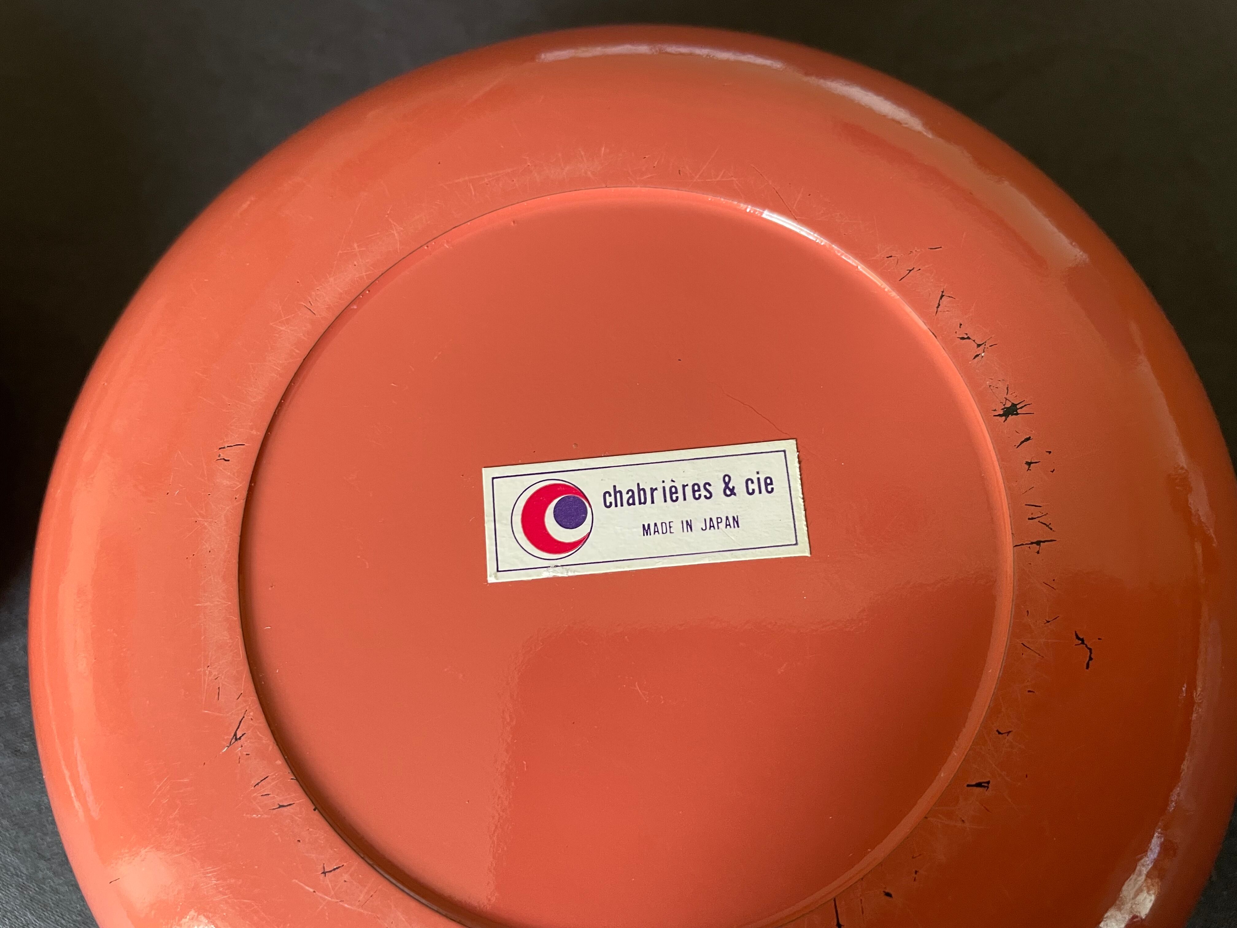 Pull-out boxes in bakelite lacquered 70s