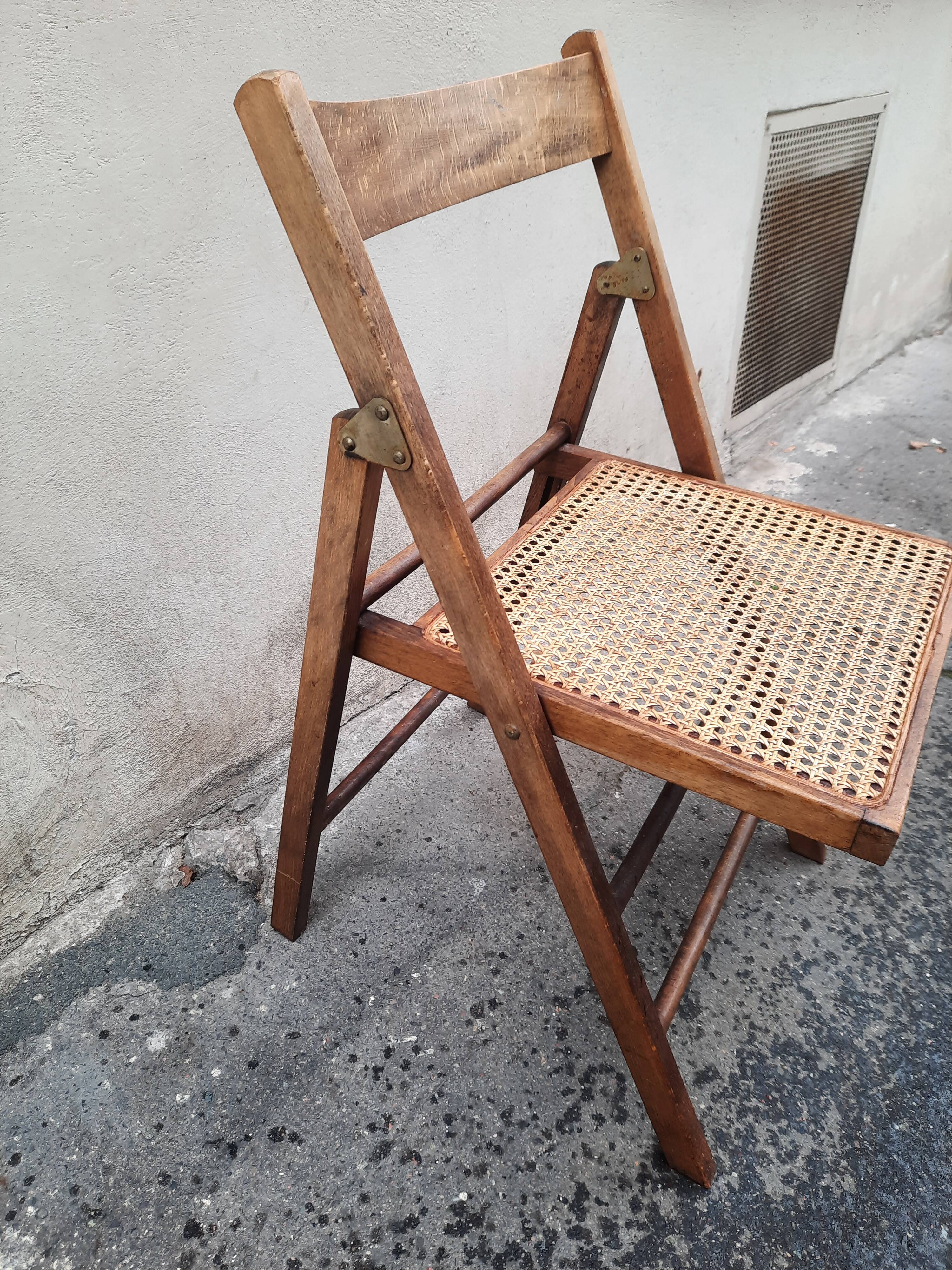 Cannage folding chair