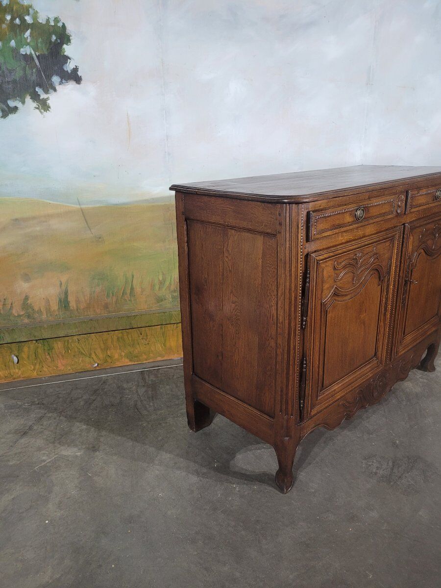 Carved buffet in solid oak