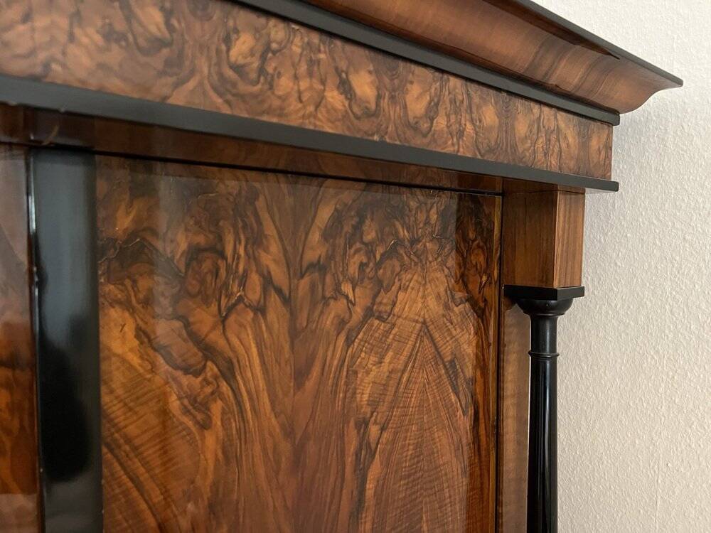 Biedermeier Armoire, Walnut Veneer and Full Columns, Austria, circa 1820