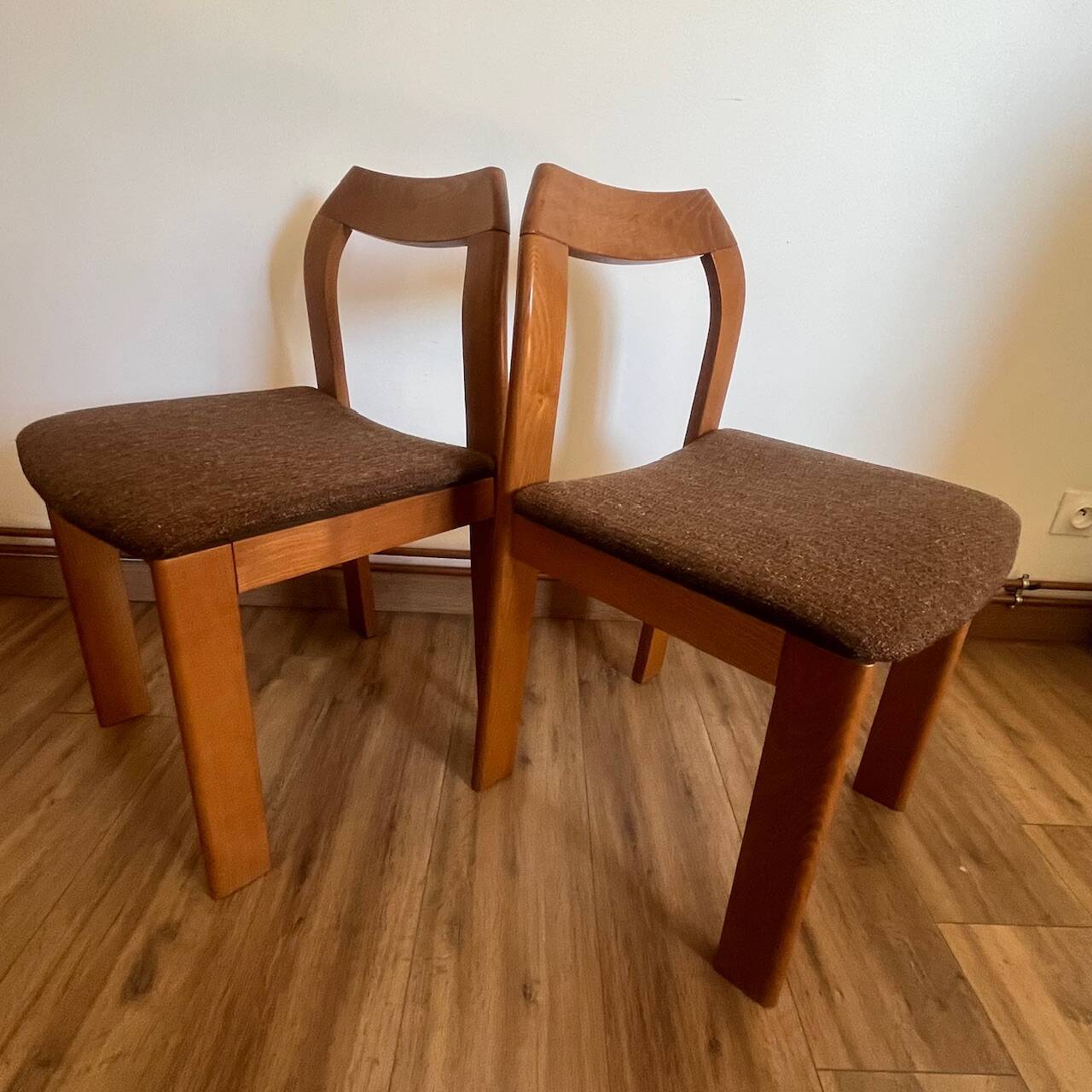 2 wooden chairs