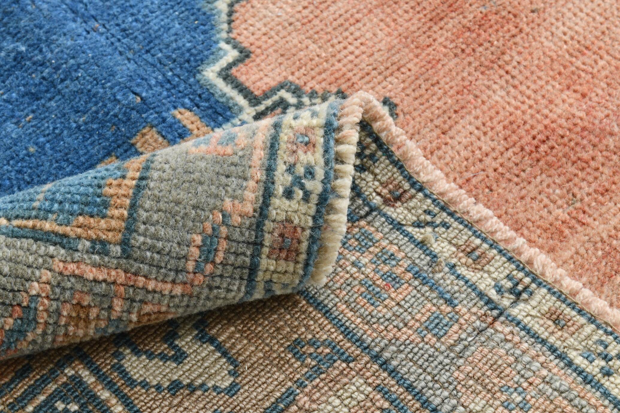 Salmon & Navy Blue Vintage Persian Rug, 131x218 Cm
