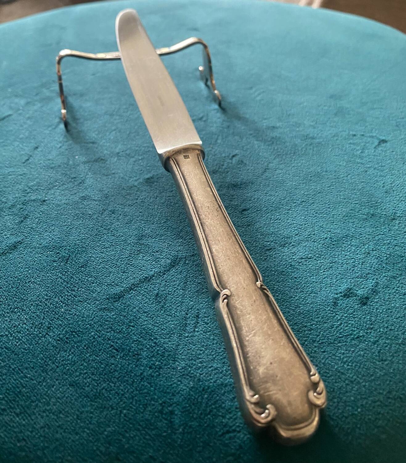 6 Christofle silver-plated metal knife rests