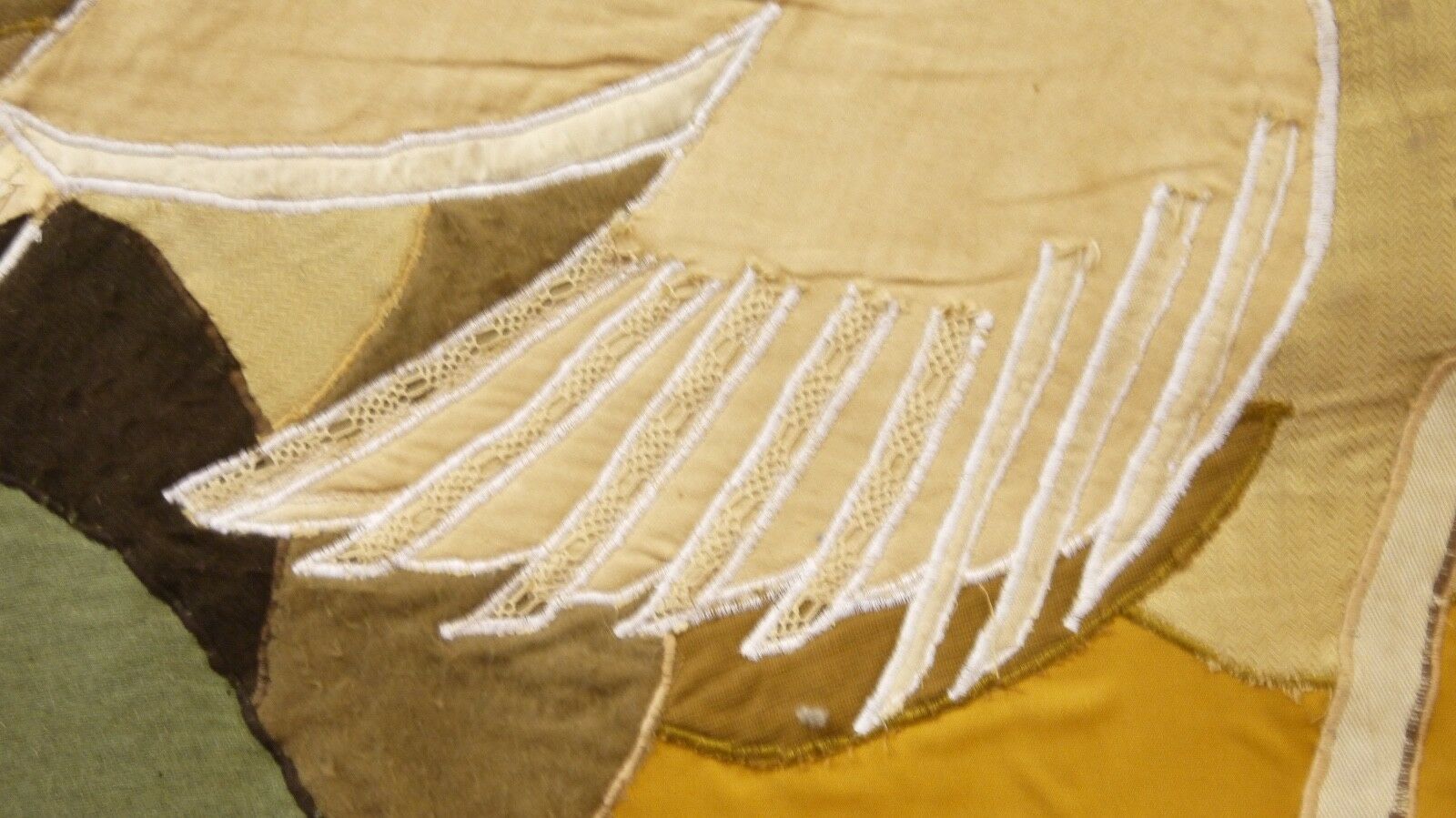 Tapestry and silk a bird decor 1930 geometry cutting in the state