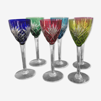 Set of six glasses of St. Louis colored wine model Chantilly