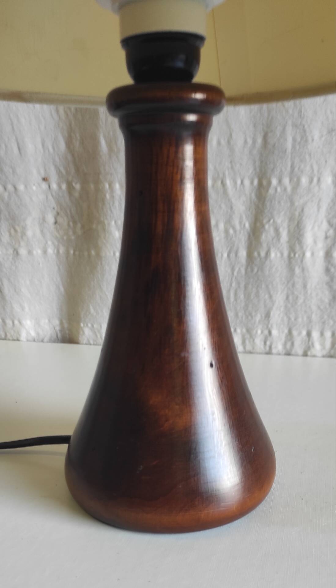 Pied de lampe à poser en bois massif style scandinave - mid. XXeme