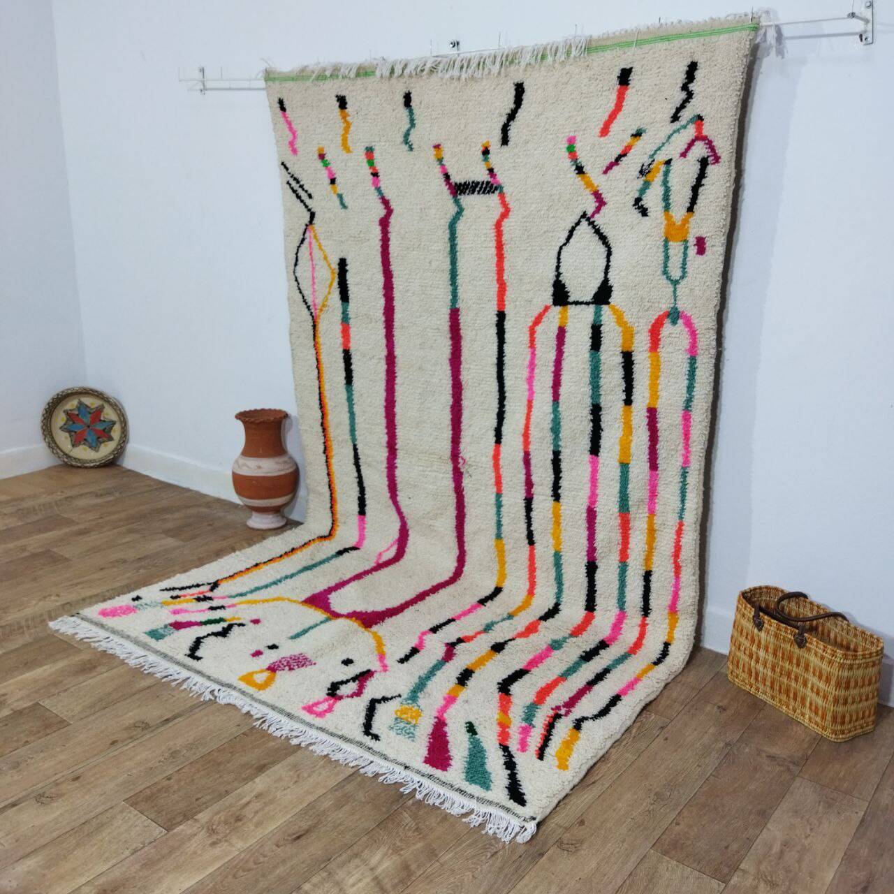 Handmade Moroccan Berber Rug 274 X 170 CM