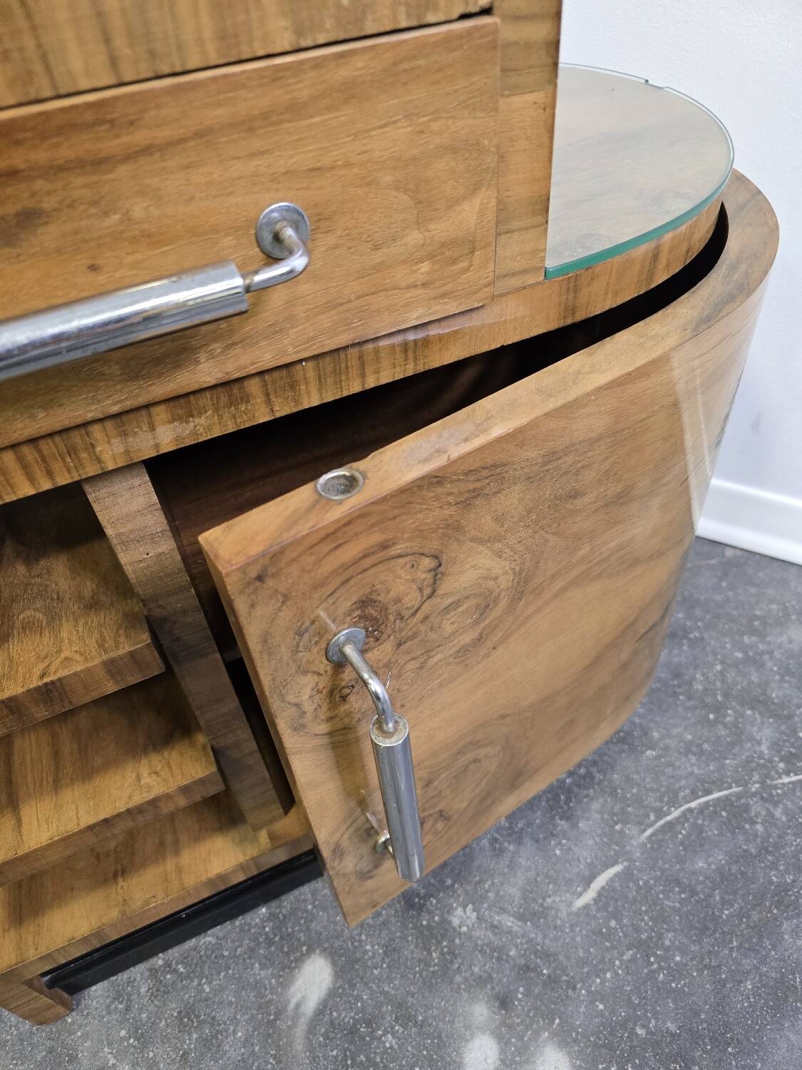 Tables de chevet Art déco des années 30
