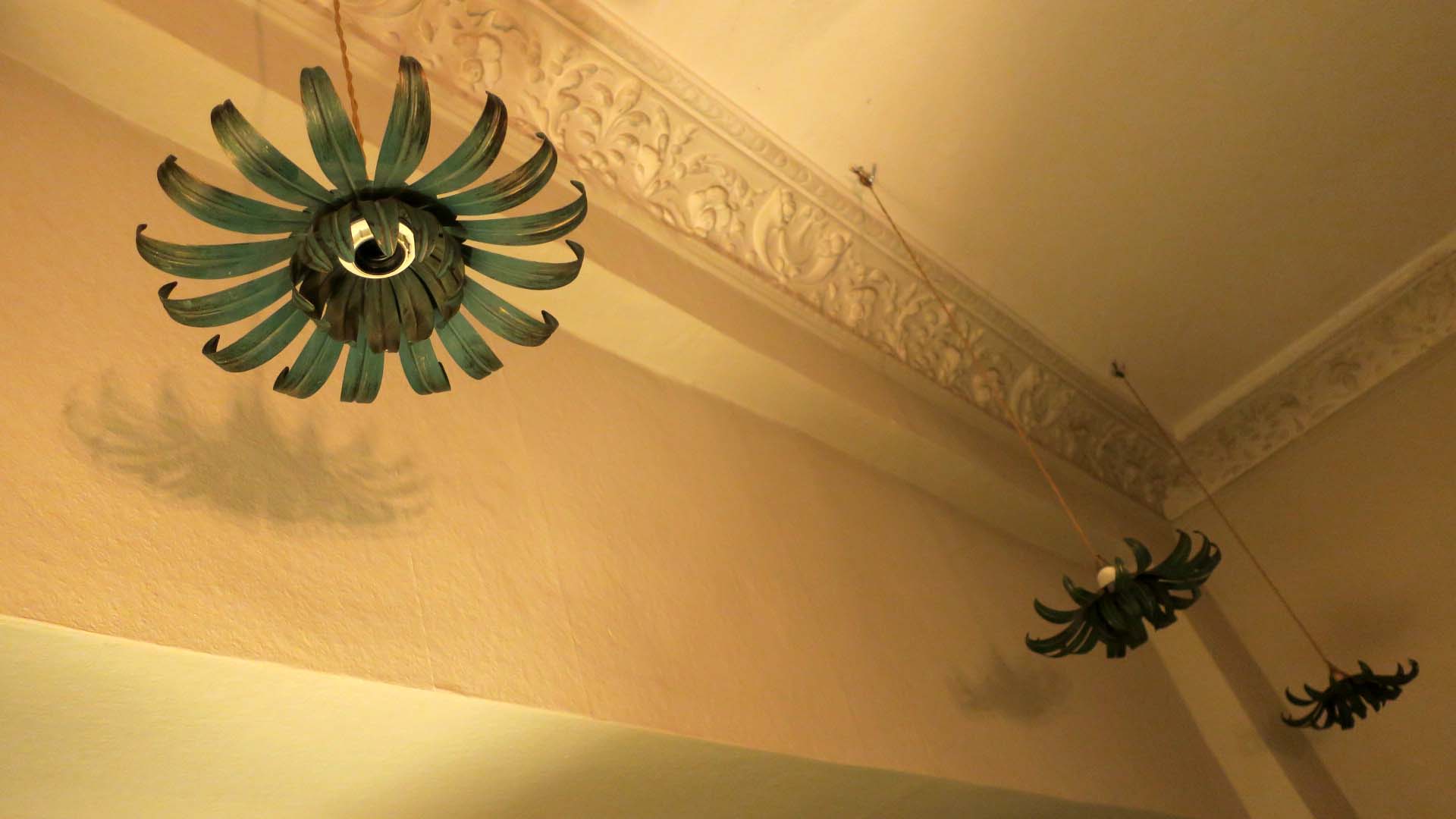 Set of 3 vintage vine leaf shaped pendant lights 1970s