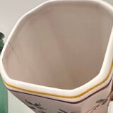 Small vase with moustier decor