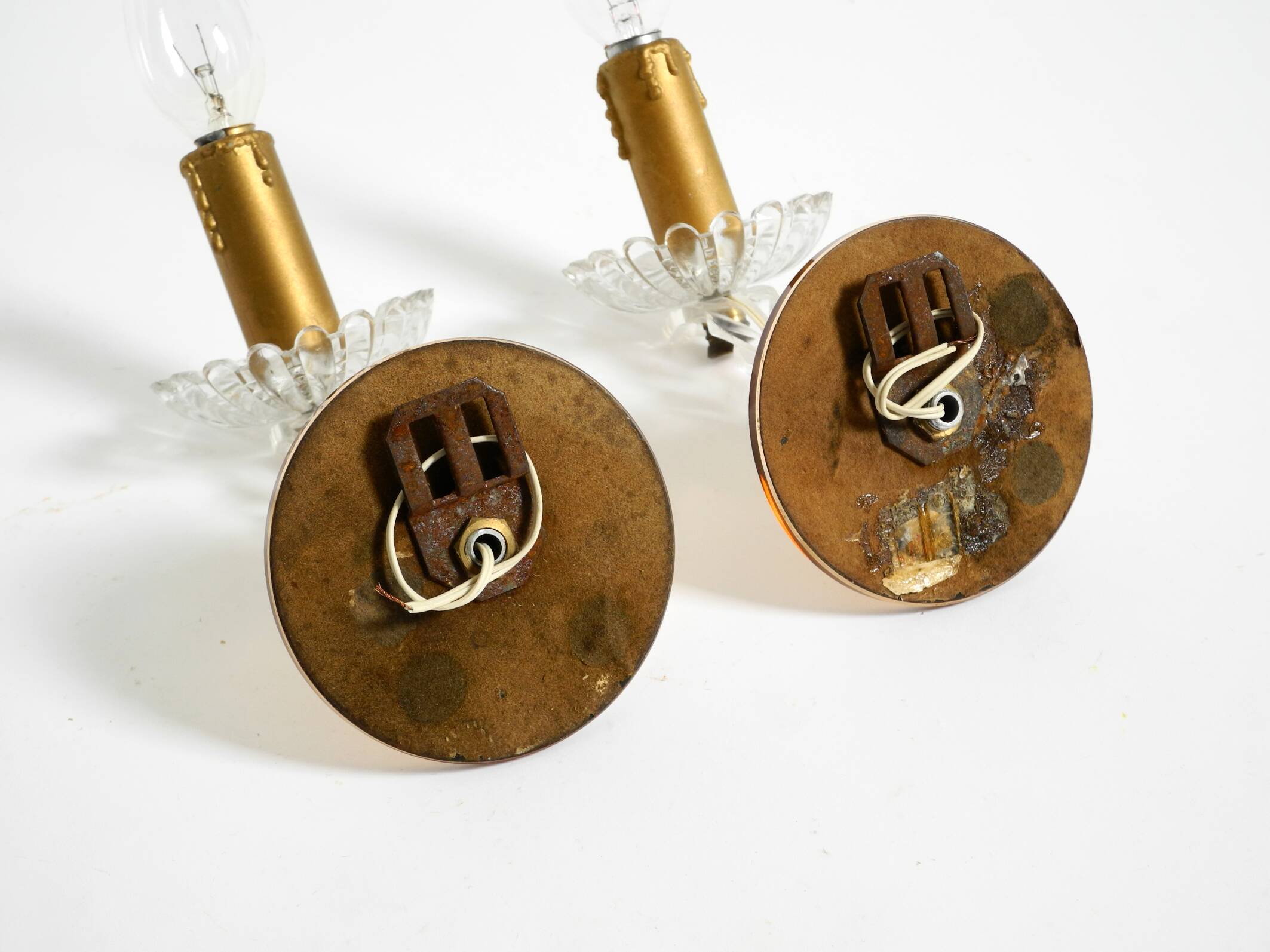 Two original Italian 1960s wall lamps with glass and mirror components