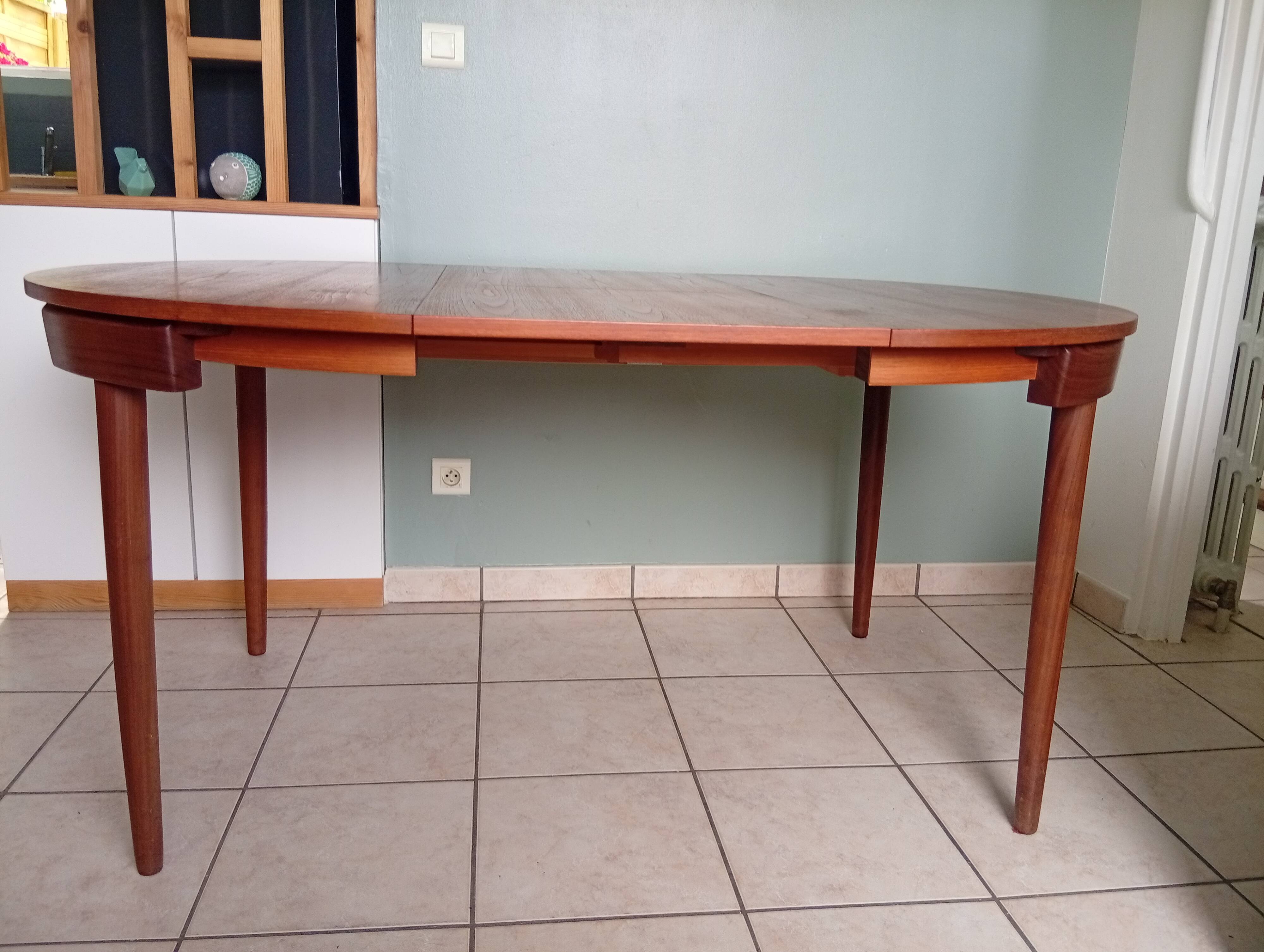 Danish table Frem Røjle Hans Olsen extendable round Scandinavian