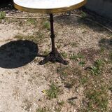 Pedestal table bistro