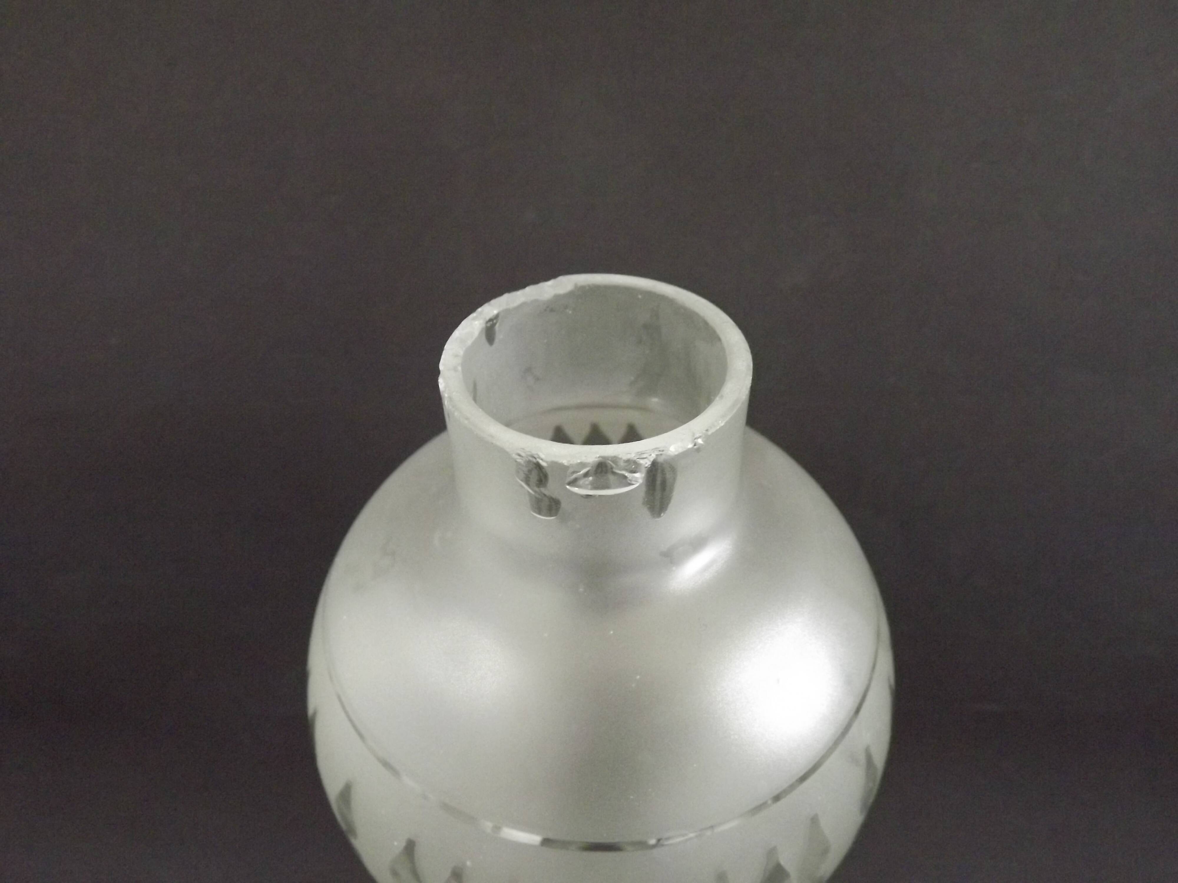 French vintage funnel glass lamp shade – opaque and clear geometric pattern 2