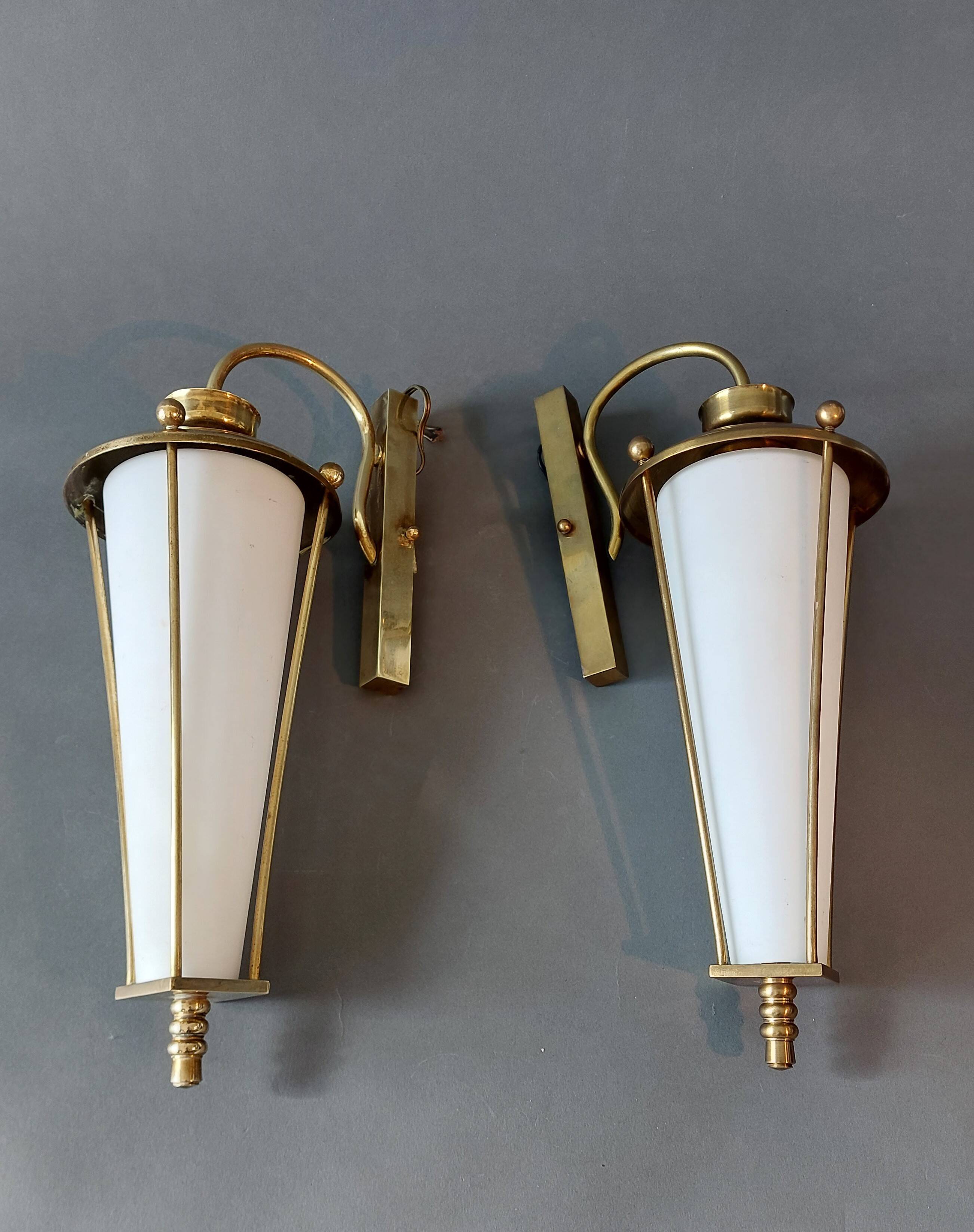 Pair of lantern sconces in gilded brass and opaline 1960.