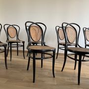Série de 8 chaises viennoises N.33 de J&J Kohn, 1900