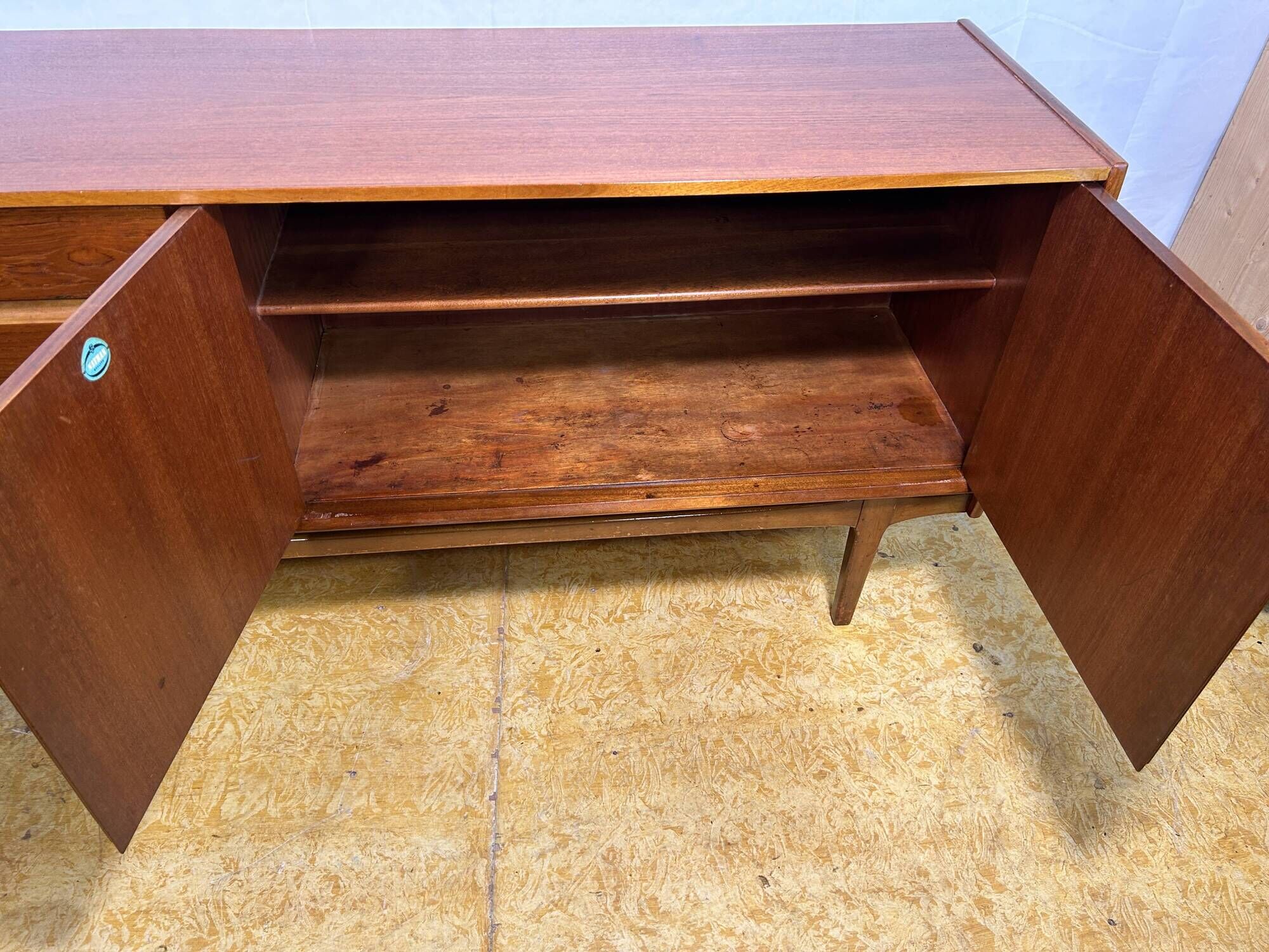 Stunning Mid Century Retro Vintage Teak Sideboard by Nathan Furniture 1960