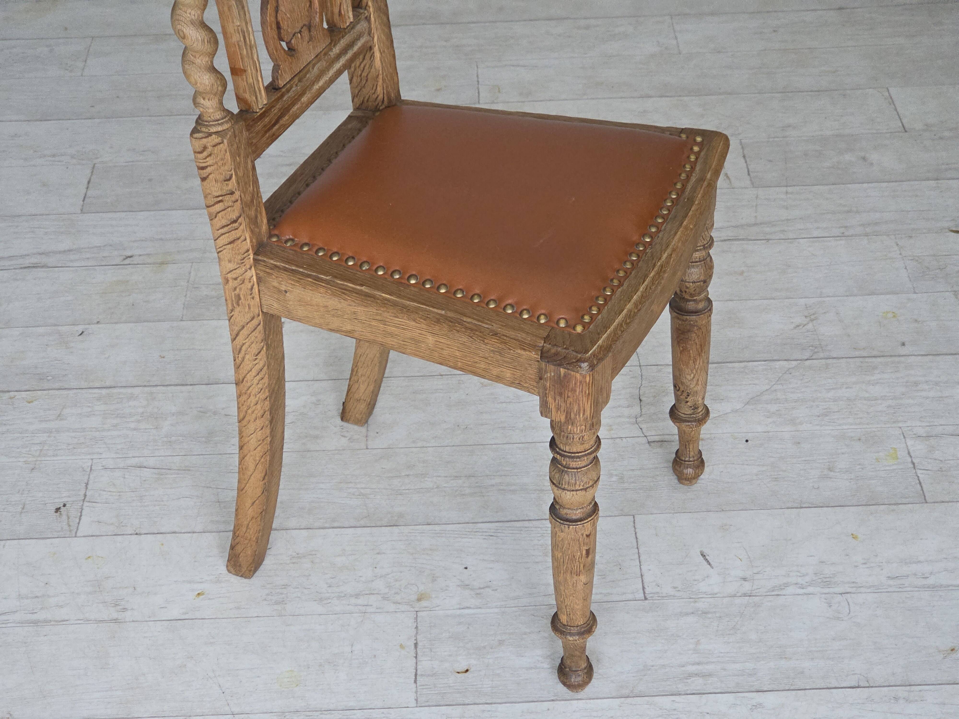 1930s, set of 4 Danish dining chairs, carved oak wood, furniture leather.