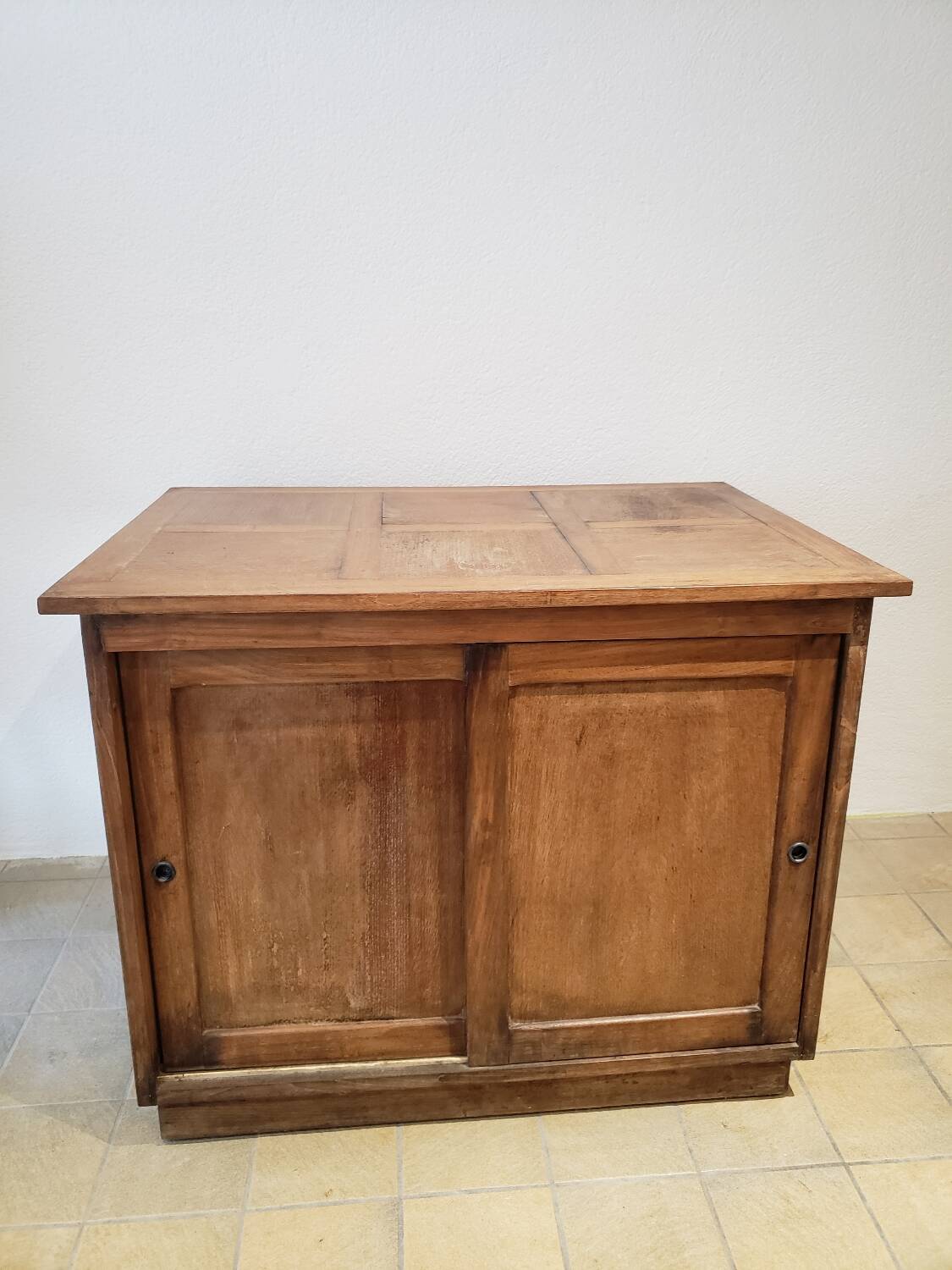 Comptoir vitré ancien
