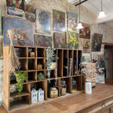 Shelf workshop or vinyl lockers