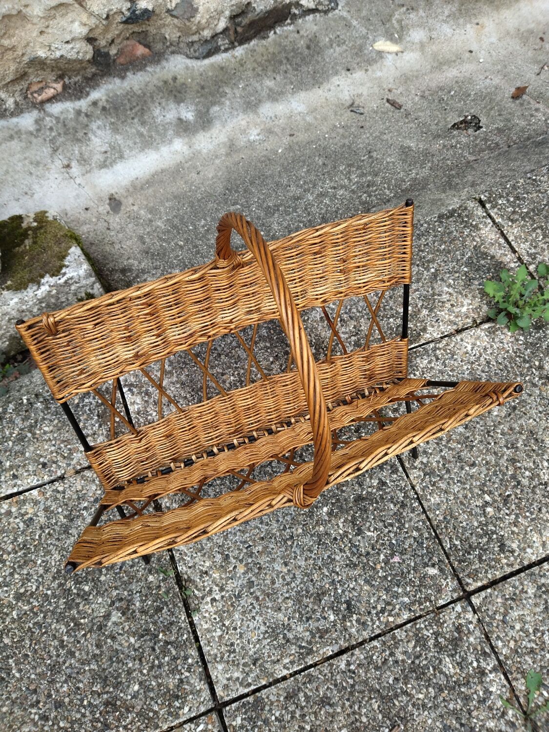 Vintage magazine holder