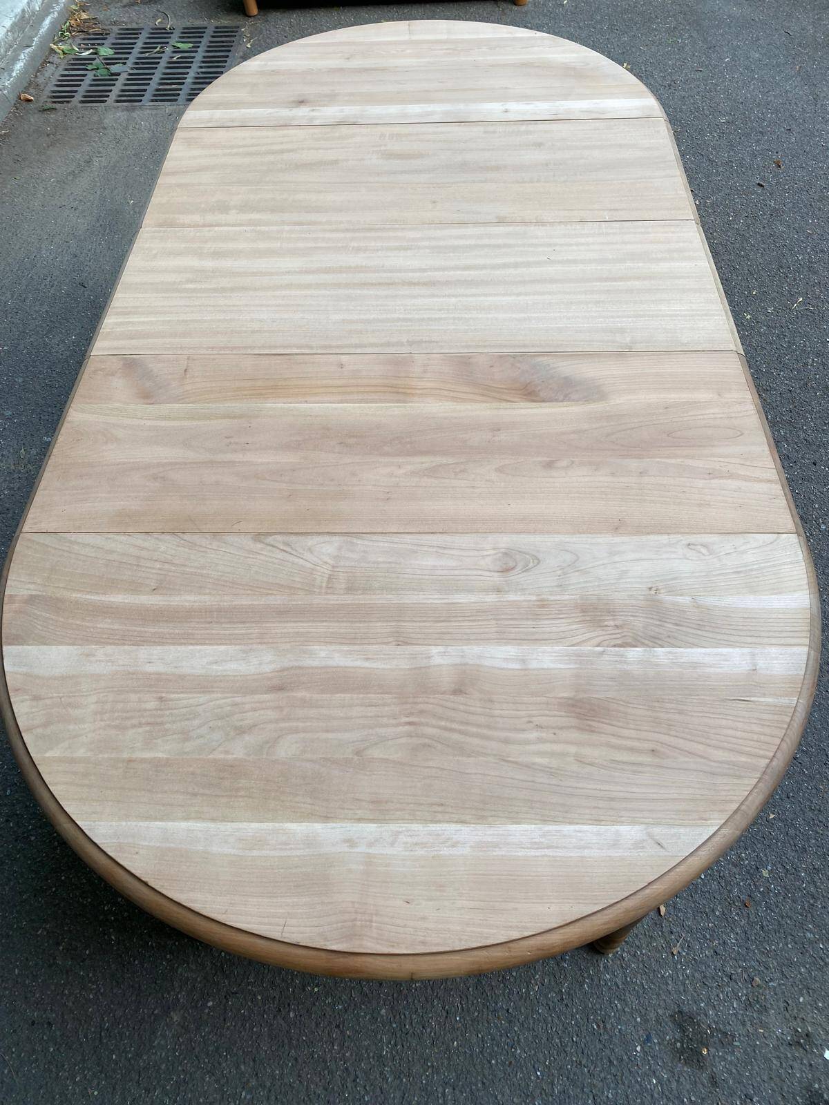 Art Deco round extendable dining table renovated in solid oak 225cm 20th century