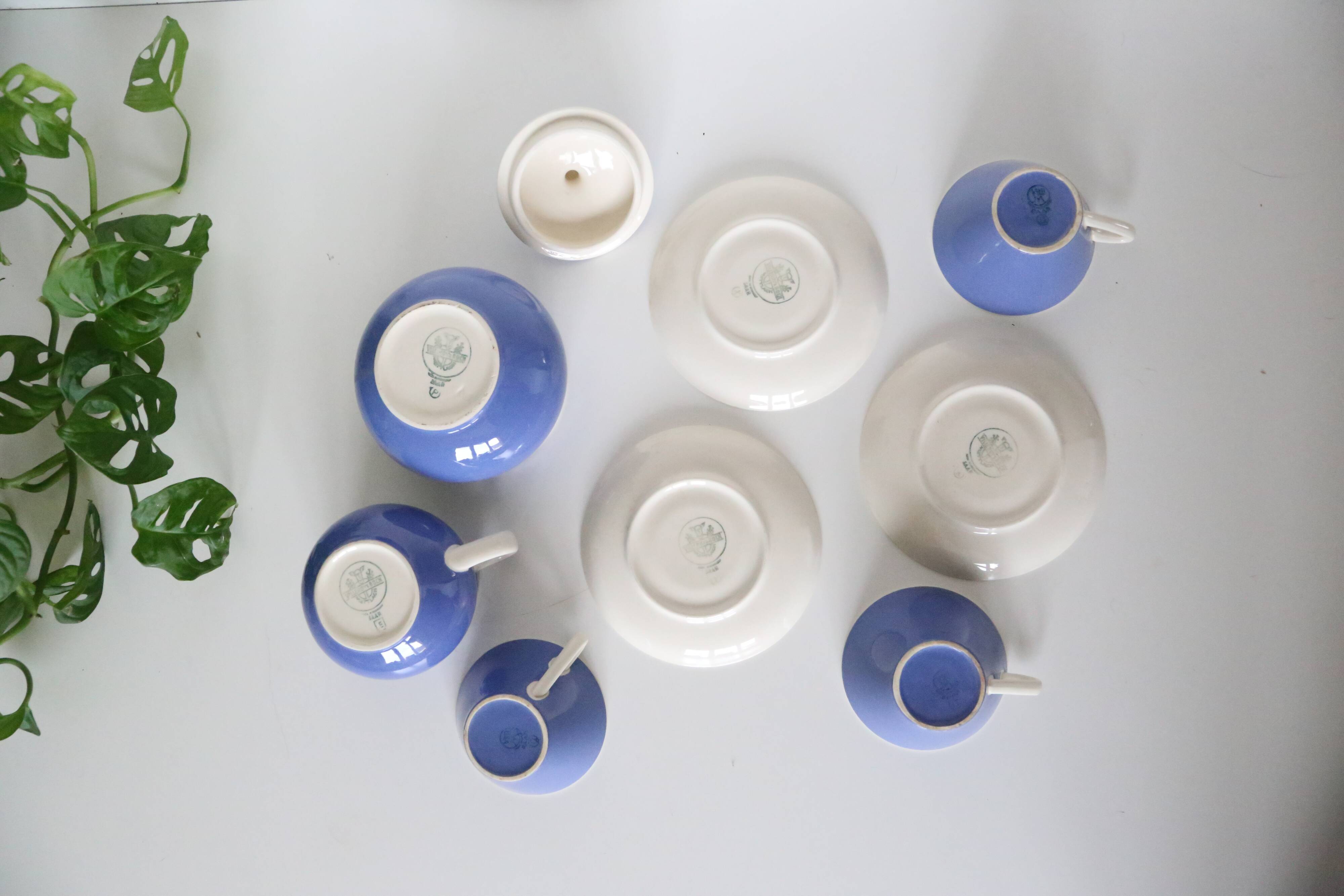 Coffee service Villeroy and Boch, in very good condition, vintage