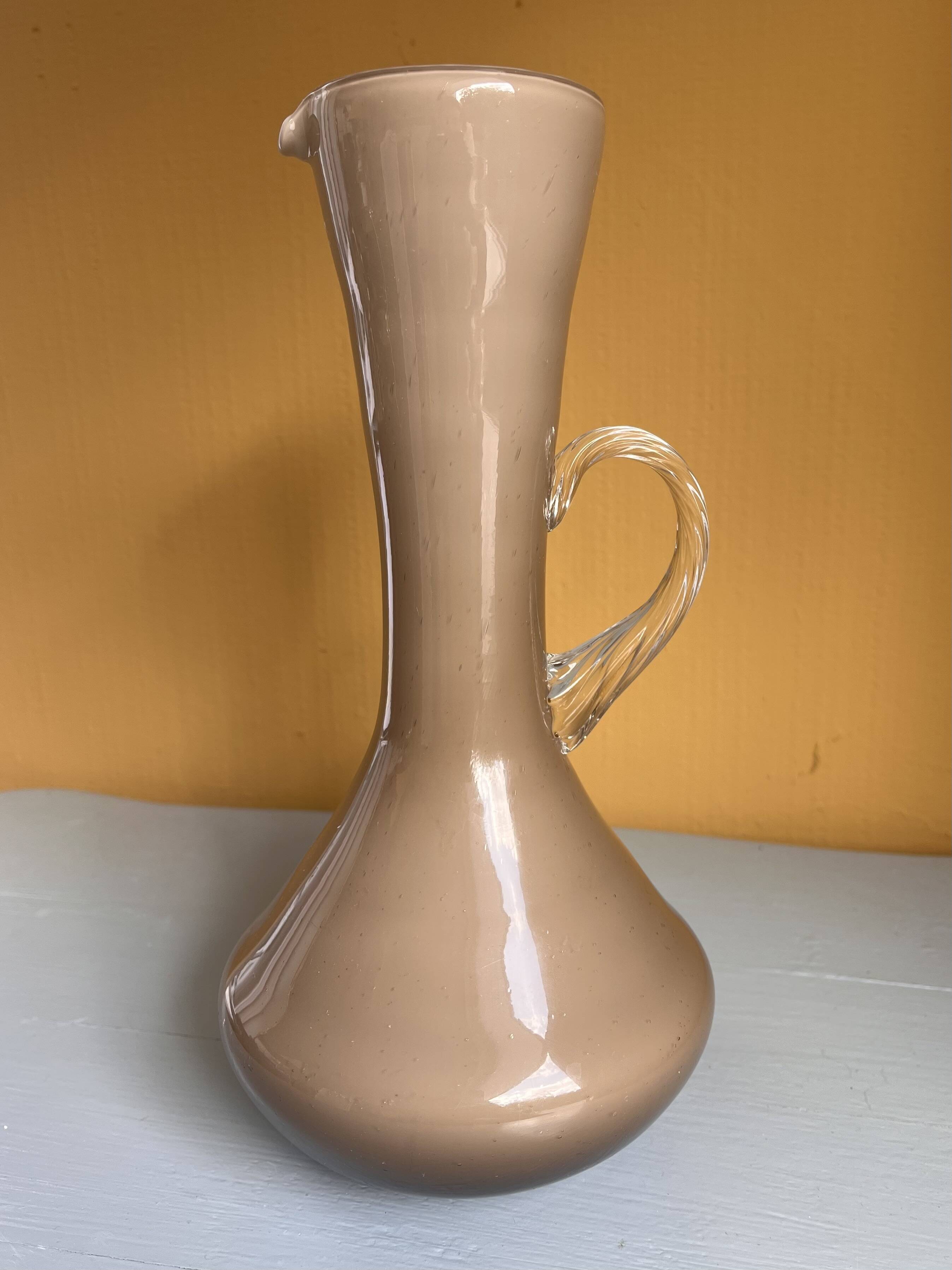Pichet en verre opalin vintage – style Murano