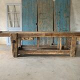 Carpenter's establishment