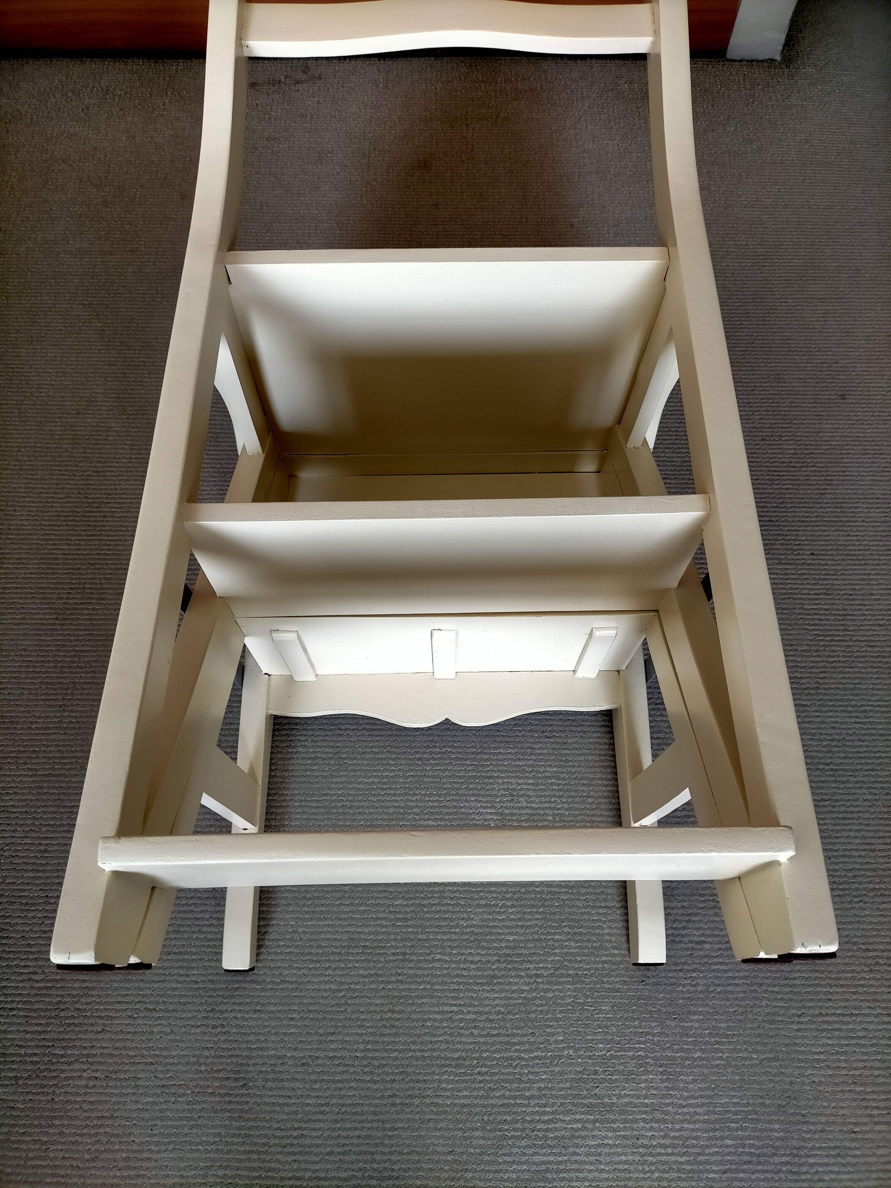 Vintage stepladder chair