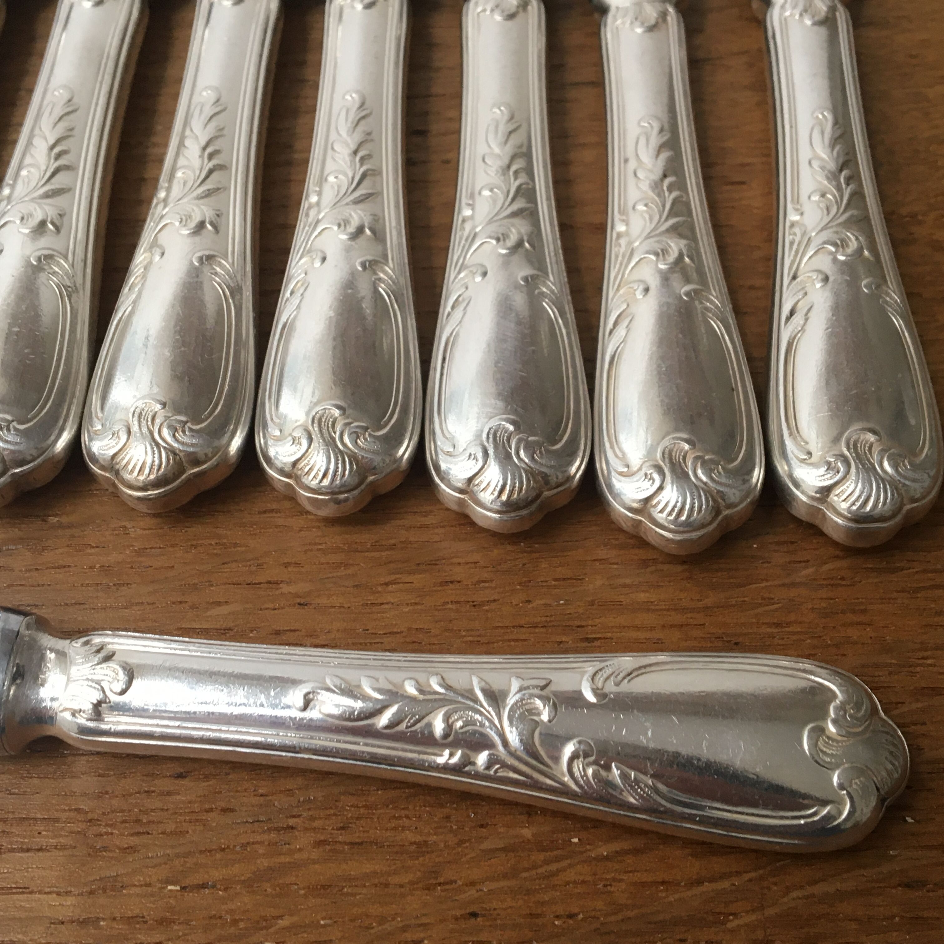 12 dessert knives Ercuis model Barry
