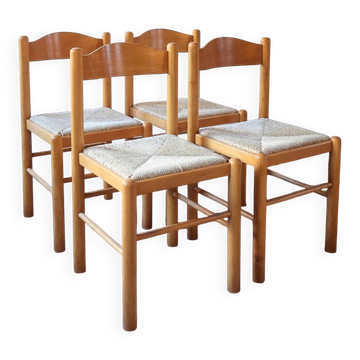 4 chaises en pin massif, assises paillées, dossier chantourné