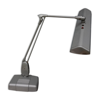 Floating industrial dazor desk lamp