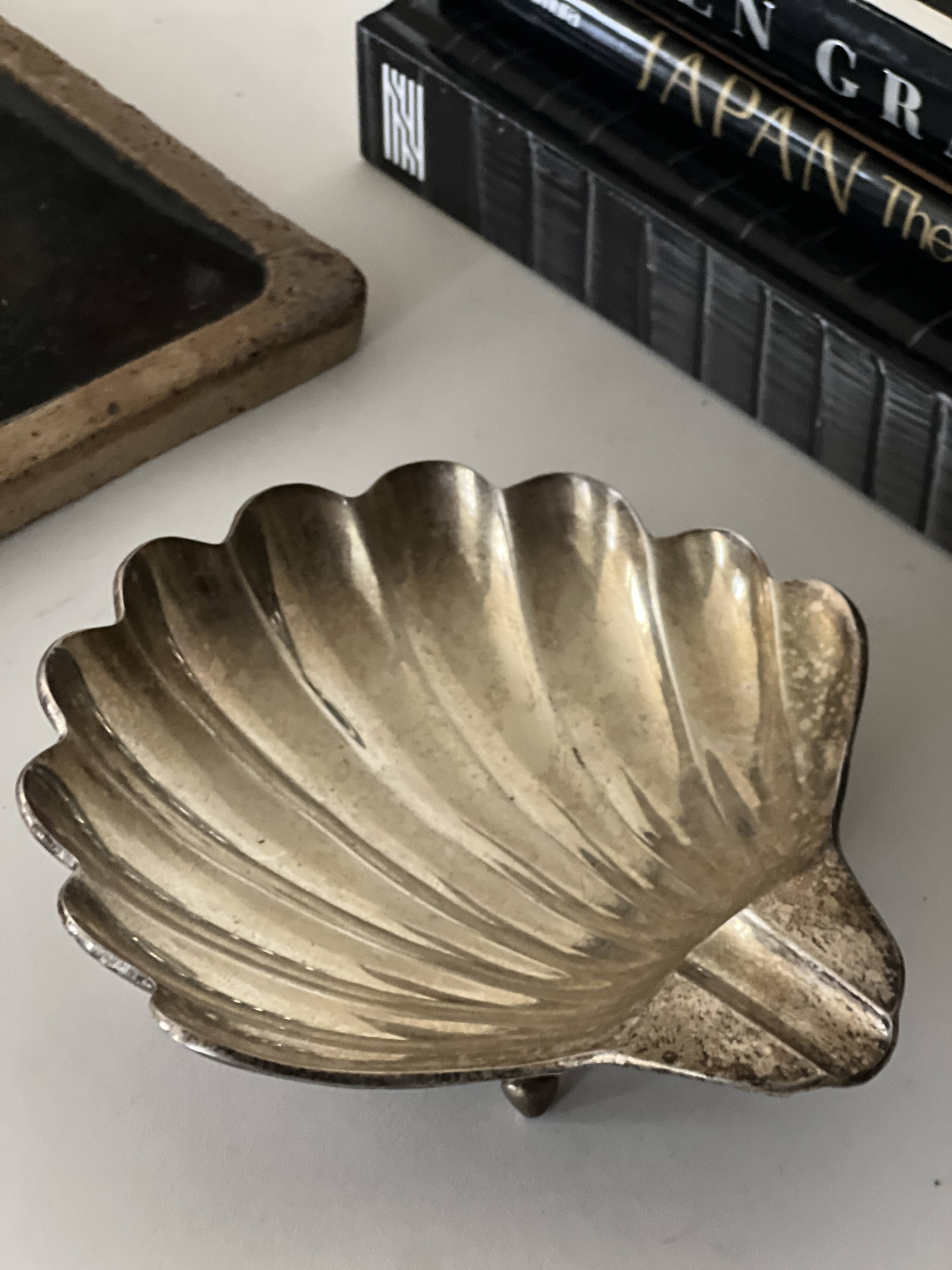 Brass pocket emptier / ashtray, France 1940