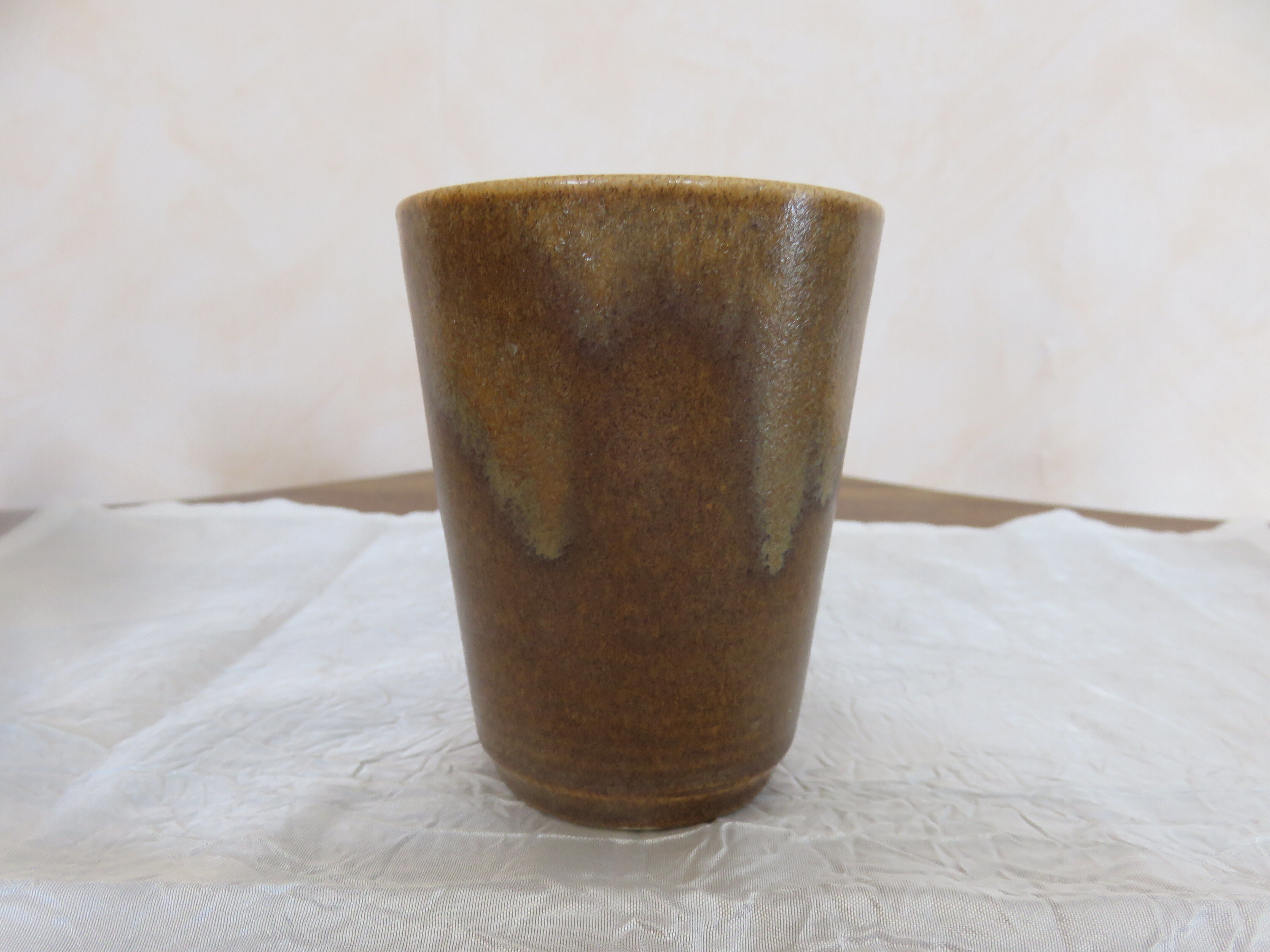 Sandstone cups