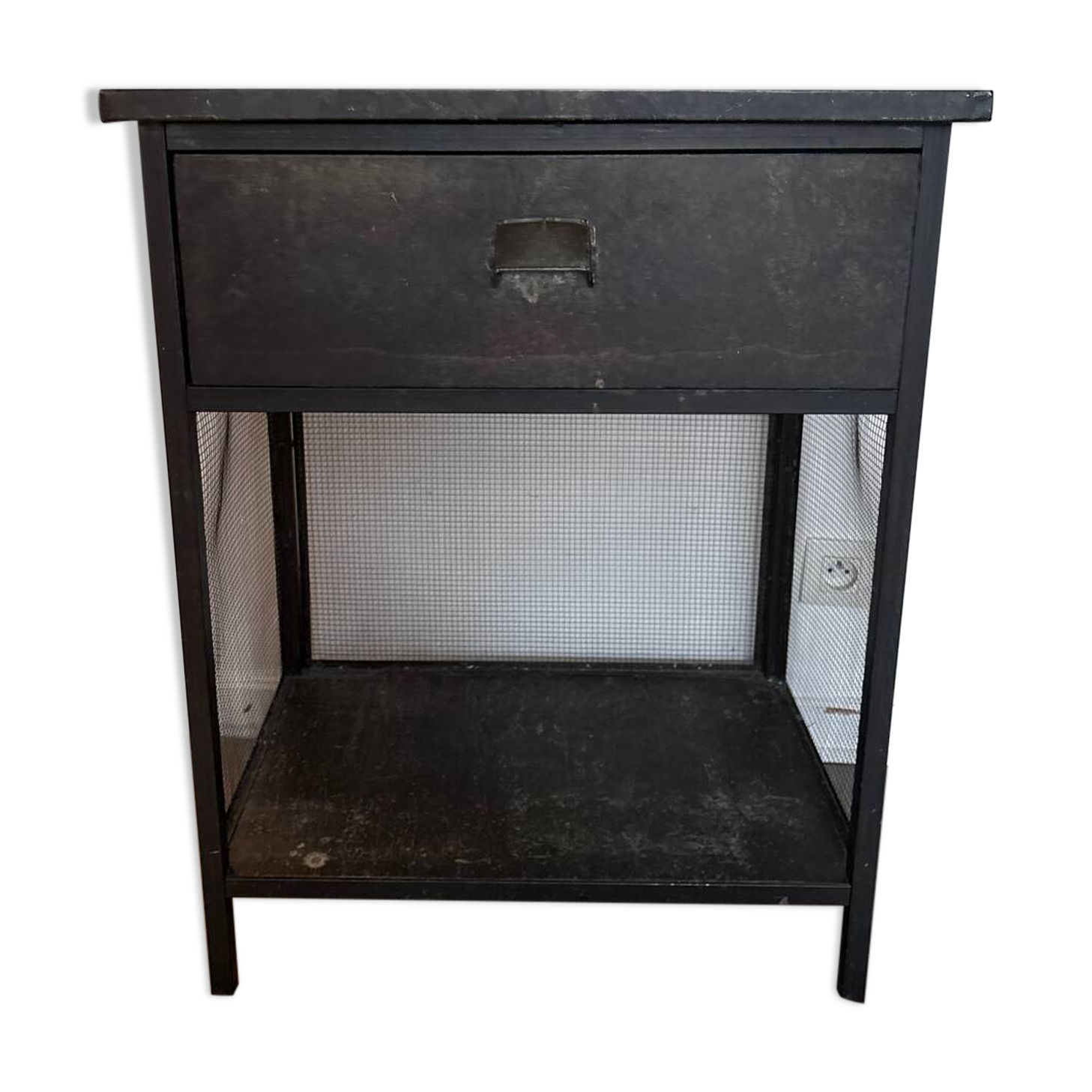 Small industrial chest of drawers