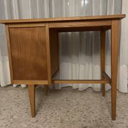 Bureau vintage en bois 1960