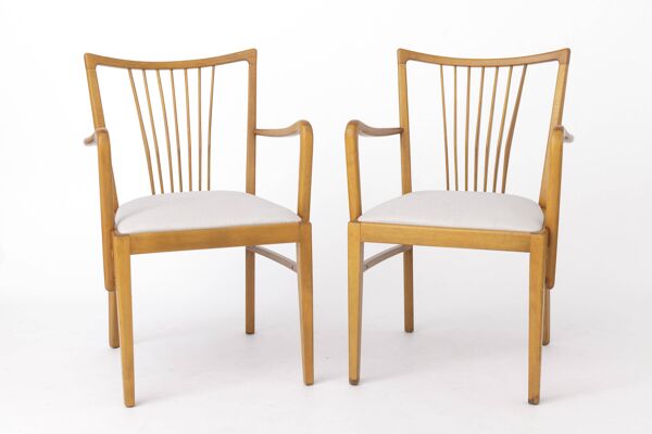 Paire de fauteuils vintage des années 1950, bois de hêtre restauré et gris clair des années 1950.