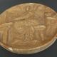 Médaillon tondo en plâtre patiné femme et putti Fin XIXème
