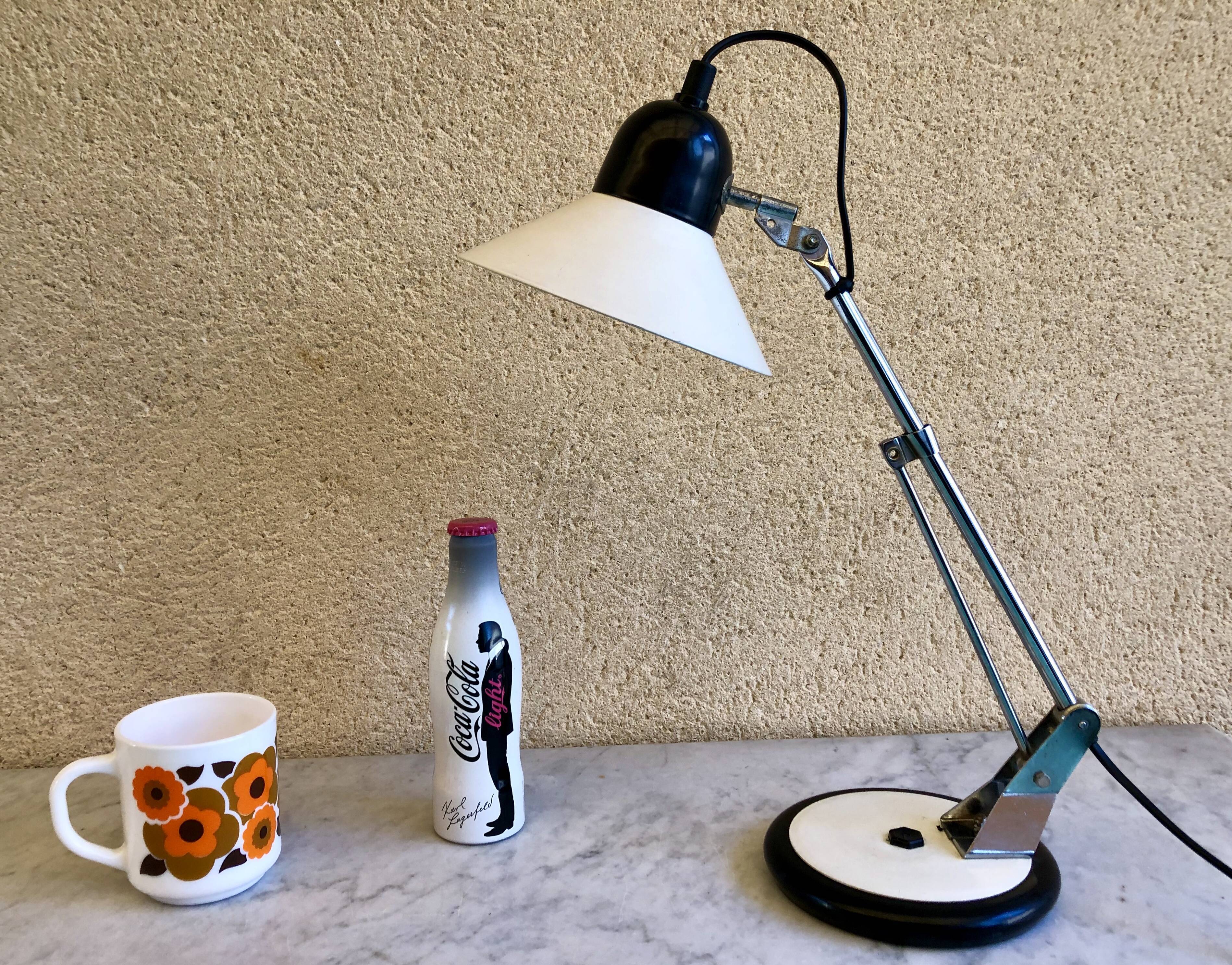 Aluminor 70s articulated desk lamp
