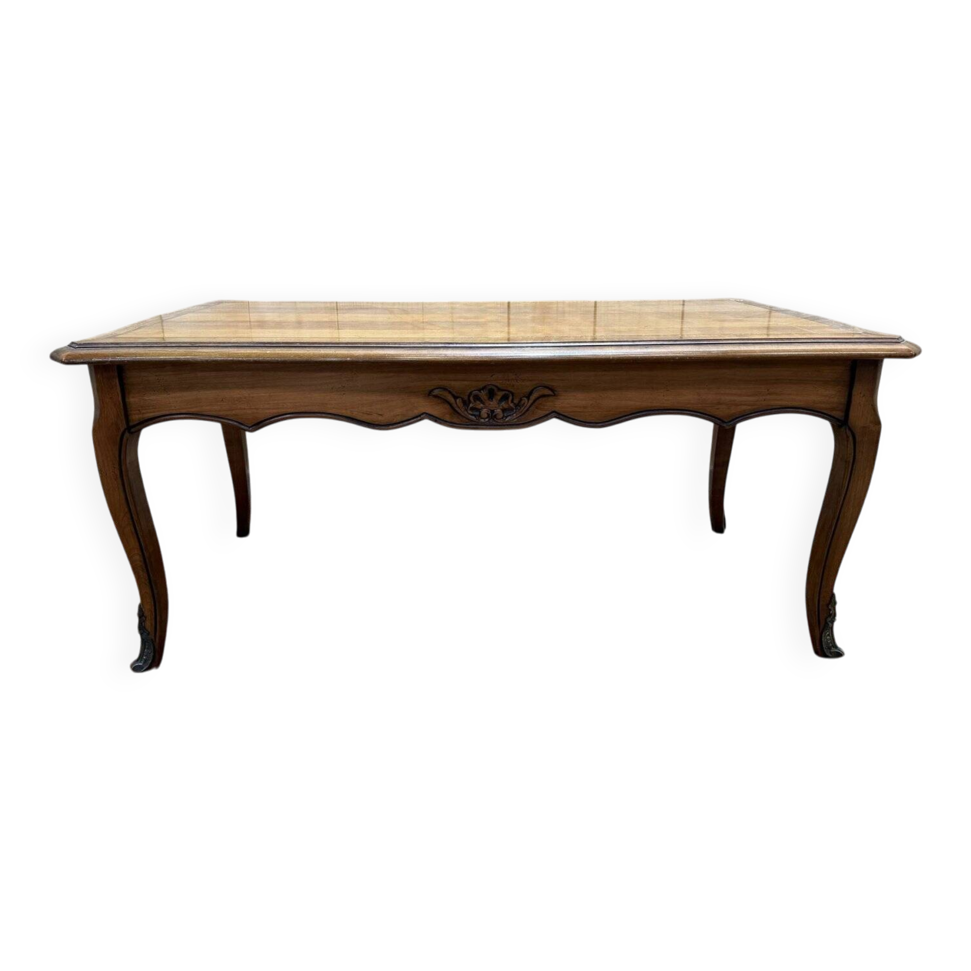 Louis XV style coffee table in cherry wood.